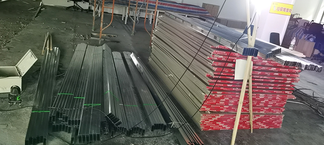 广州办公室富二代成版人颤音app项目