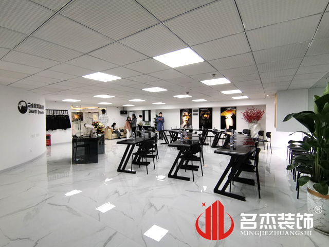 办公室富二代成版人颤音app