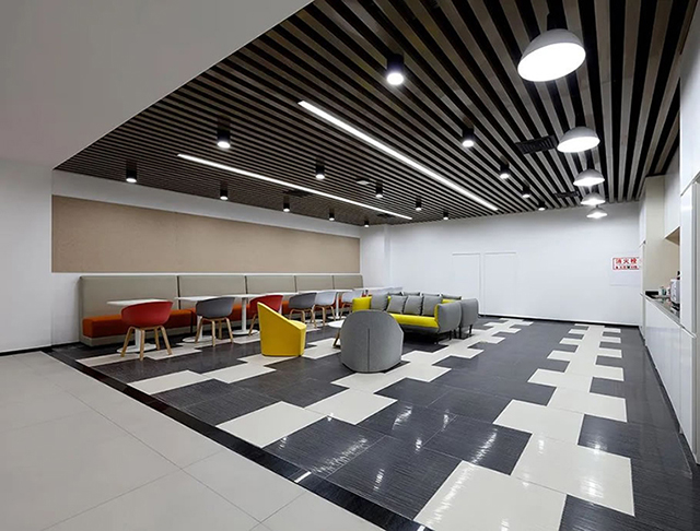 广州富二代成版人颤音6.0装饰设计公司图册